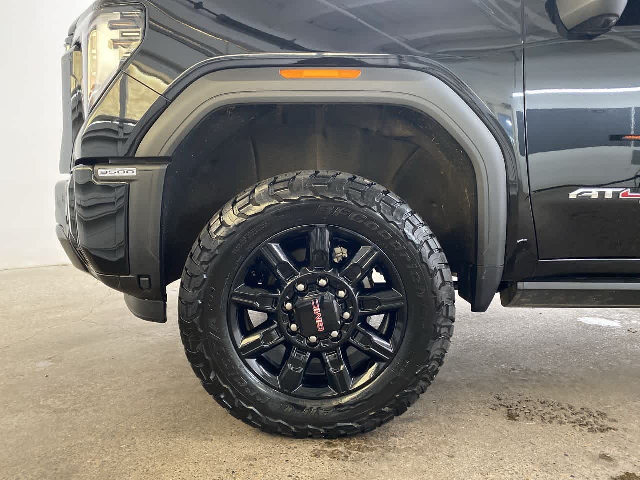 Thumbnail: 2025 GMC Sierra 3500 - 11