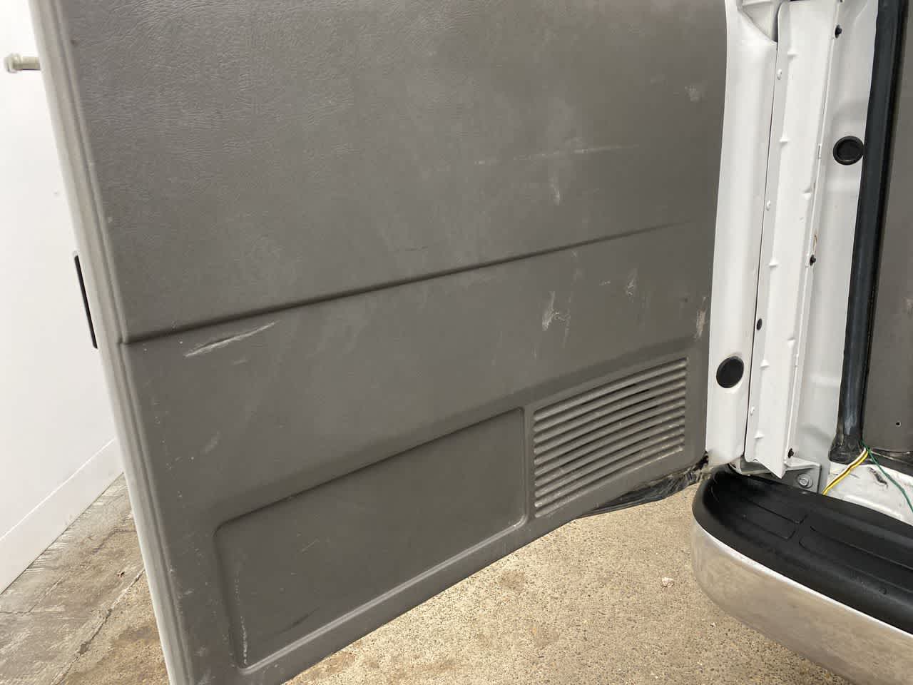 Thumbnail: 2017 Chevrolet Express - 28