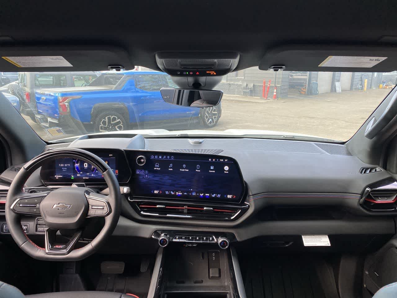Thumbnail: 2025 Chevrolet Silverado EV - 12