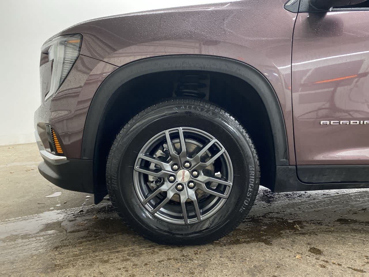 Thumbnail: 2025 GMC Acadia - 11