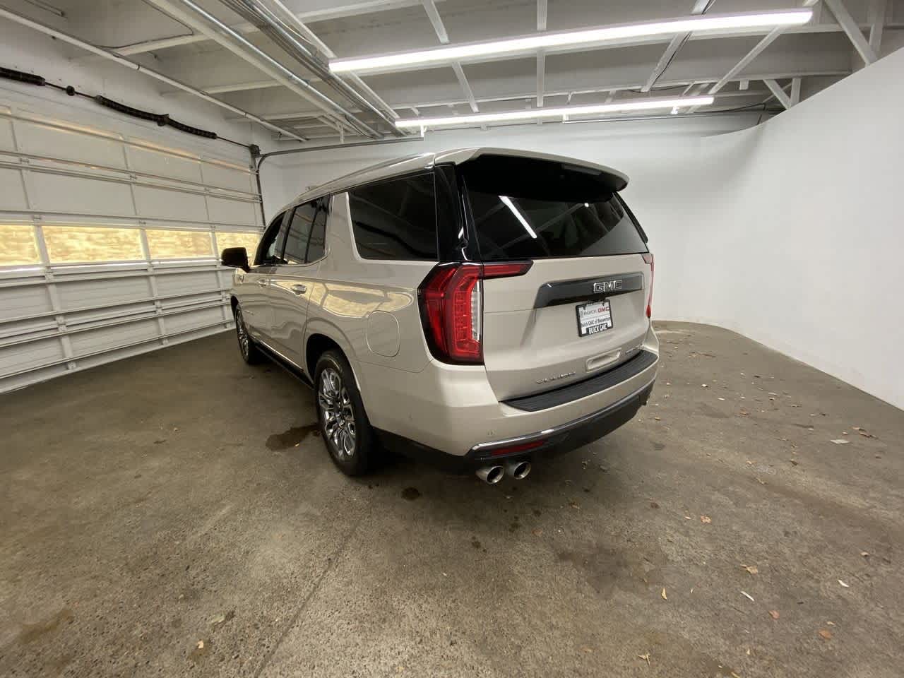 Thumbnail: 2024 GMC Yukon - 4