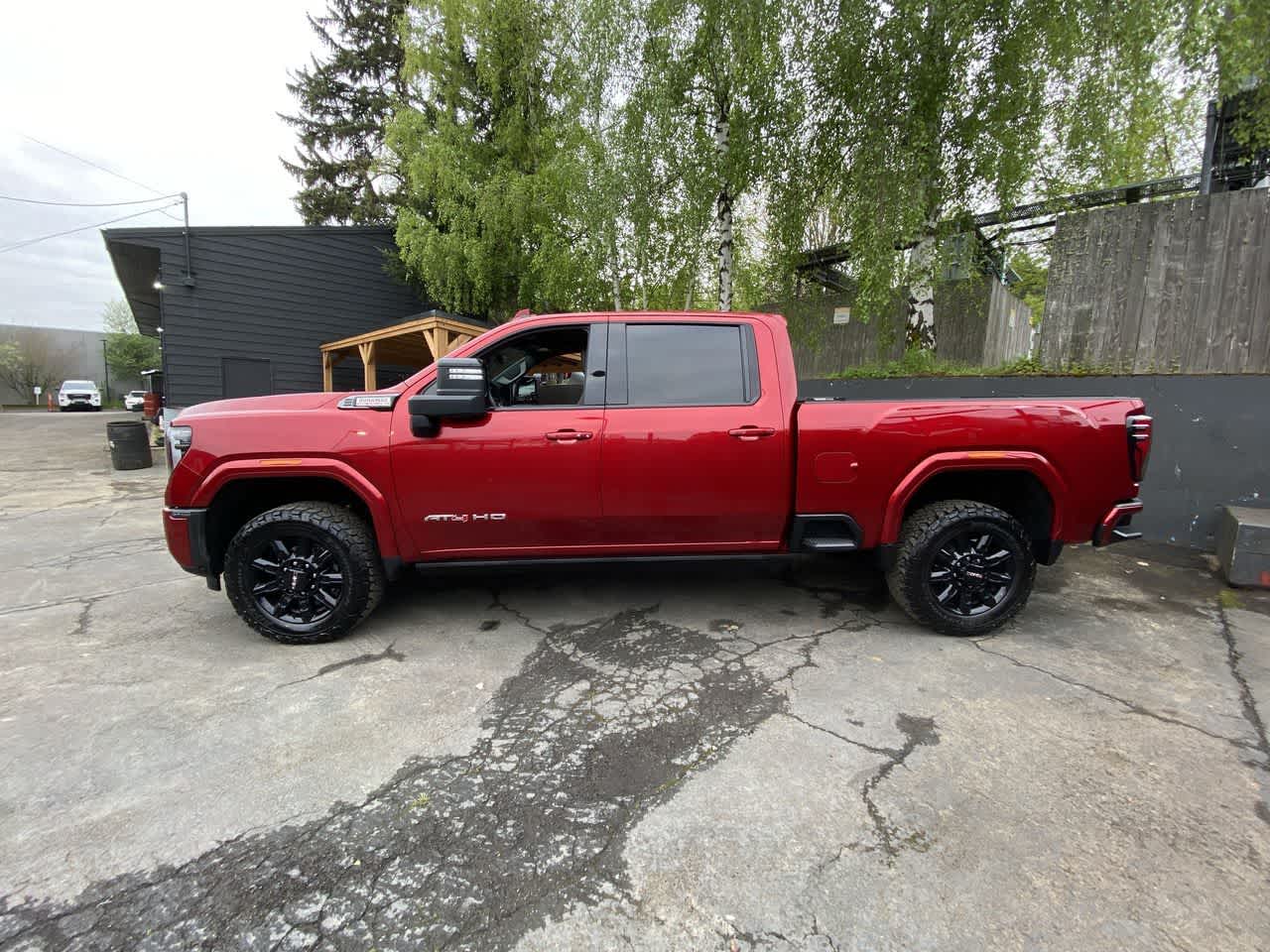 Thumbnail: 2024 GMC Sierra 2500 - 3