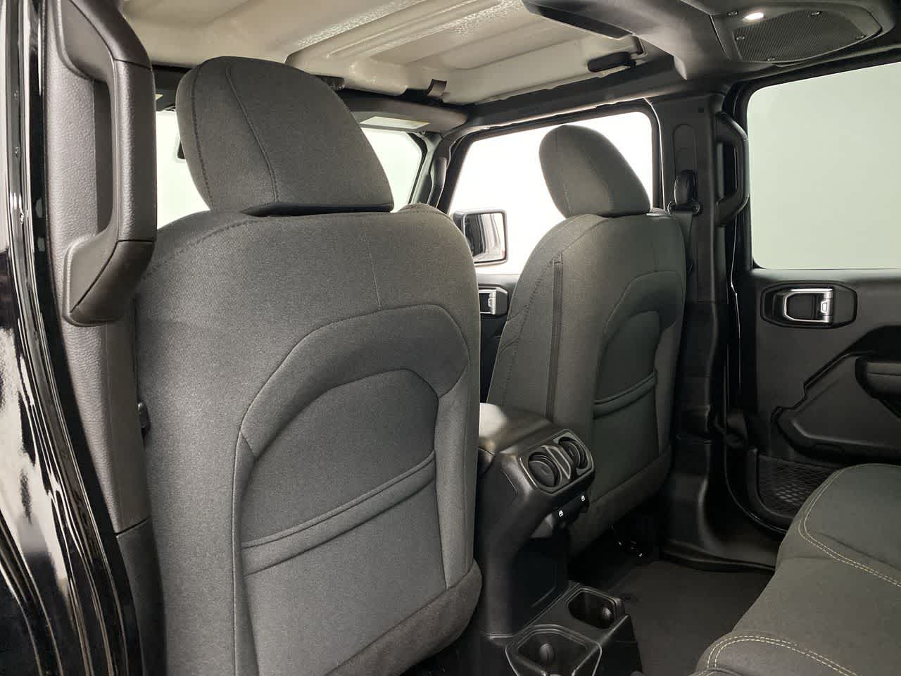 Thumbnail: 2025 Jeep Wrangler - 15