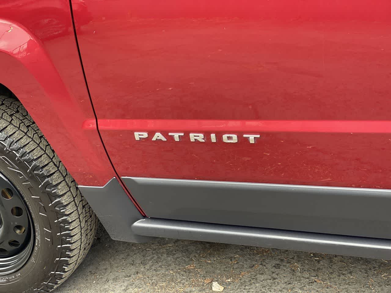 Thumbnail: 2015 Jeep Patriot - 10