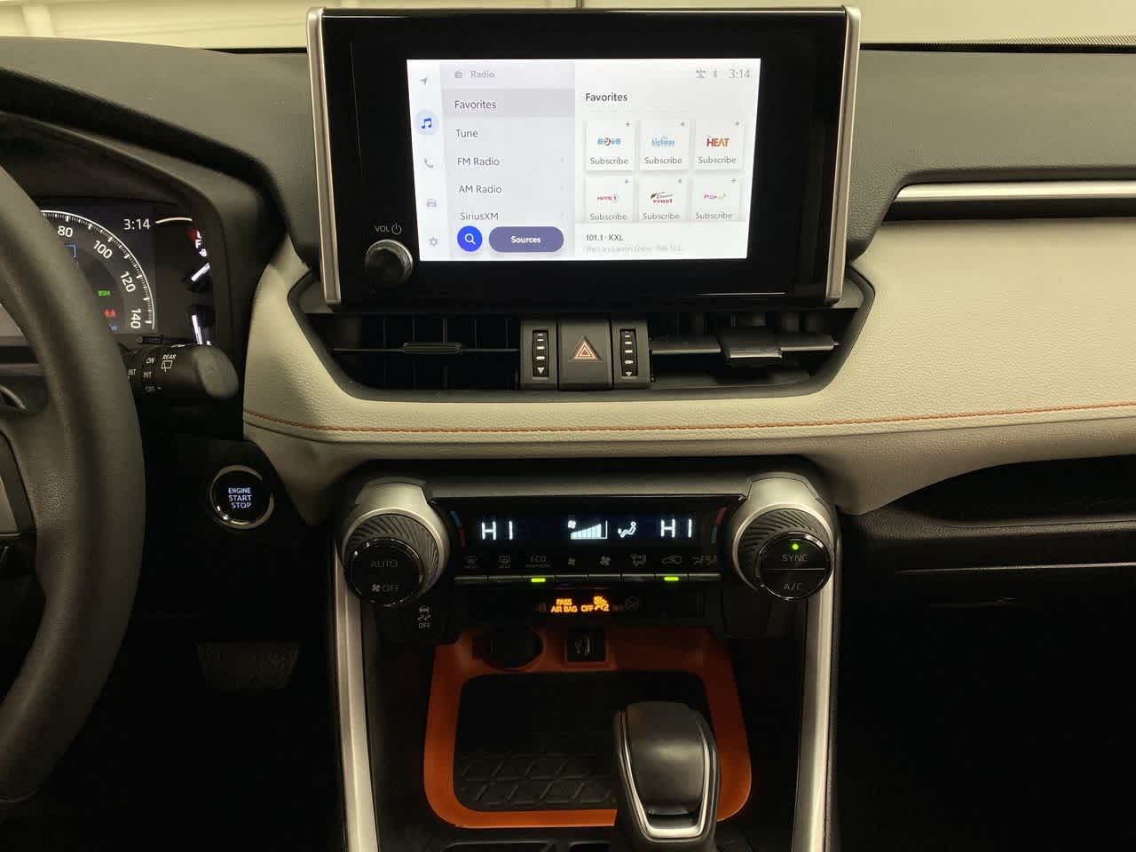 Thumbnail: 2024 Toyota RAV4 - 25