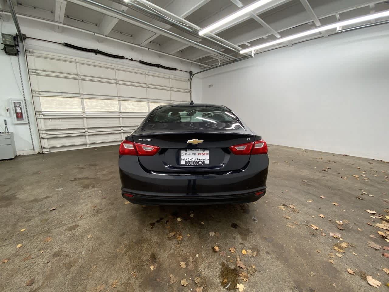 Thumbnail: 2023 Chevrolet Malibu - 5