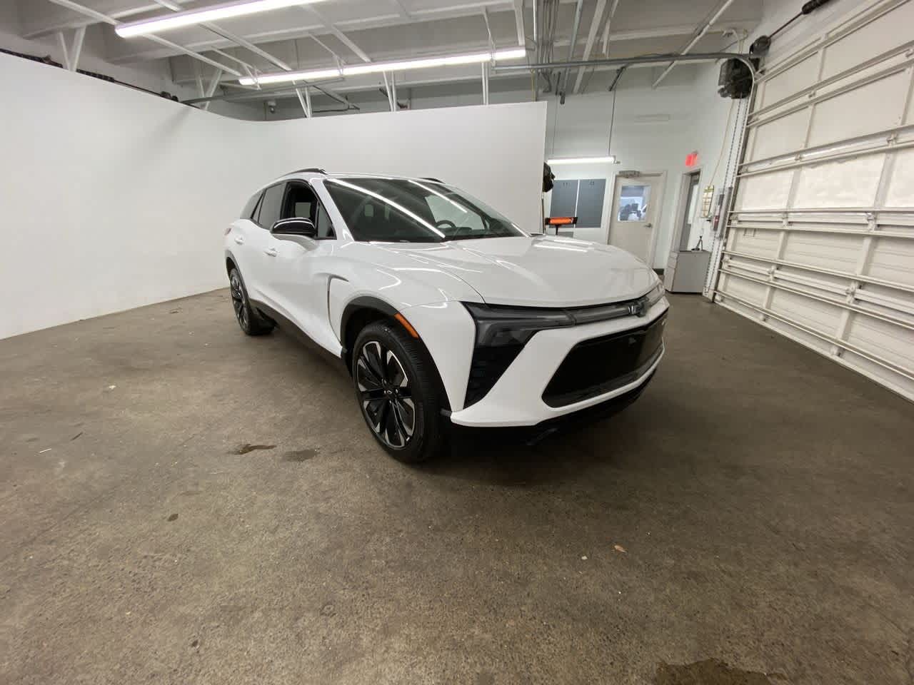 Thumbnail: 2024 Chevrolet Blazer EV - 8