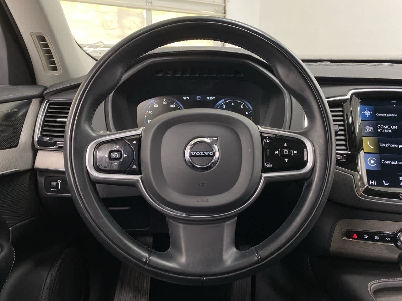 Thumbnail: 2022 Volvo XC90 - 21