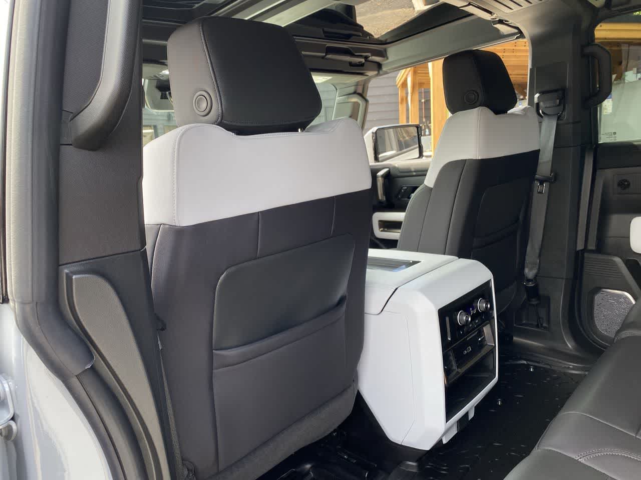 Thumbnail: 2025 GMC Hummer EV - 15
