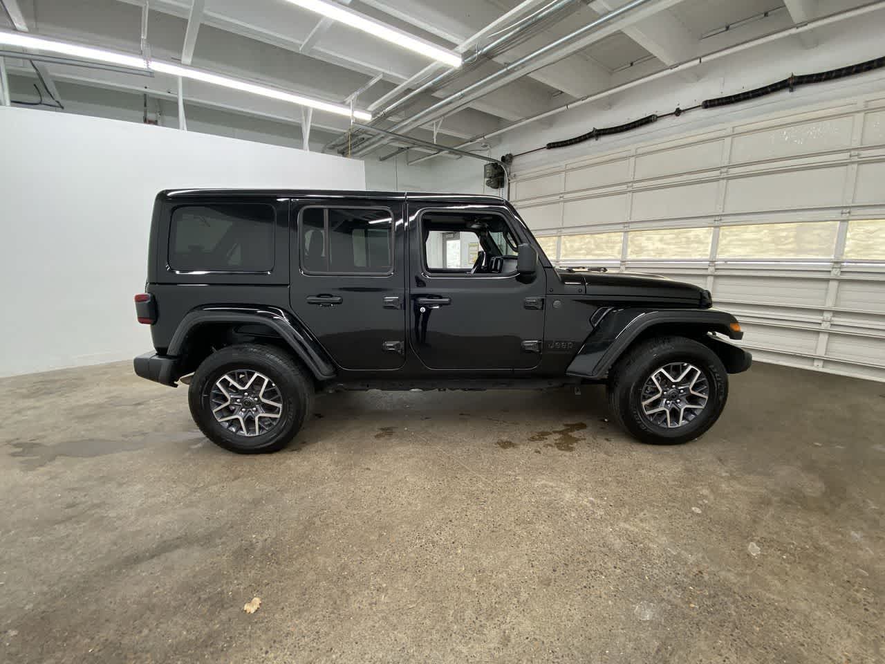 Thumbnail: 2025 Jeep Wrangler - 7