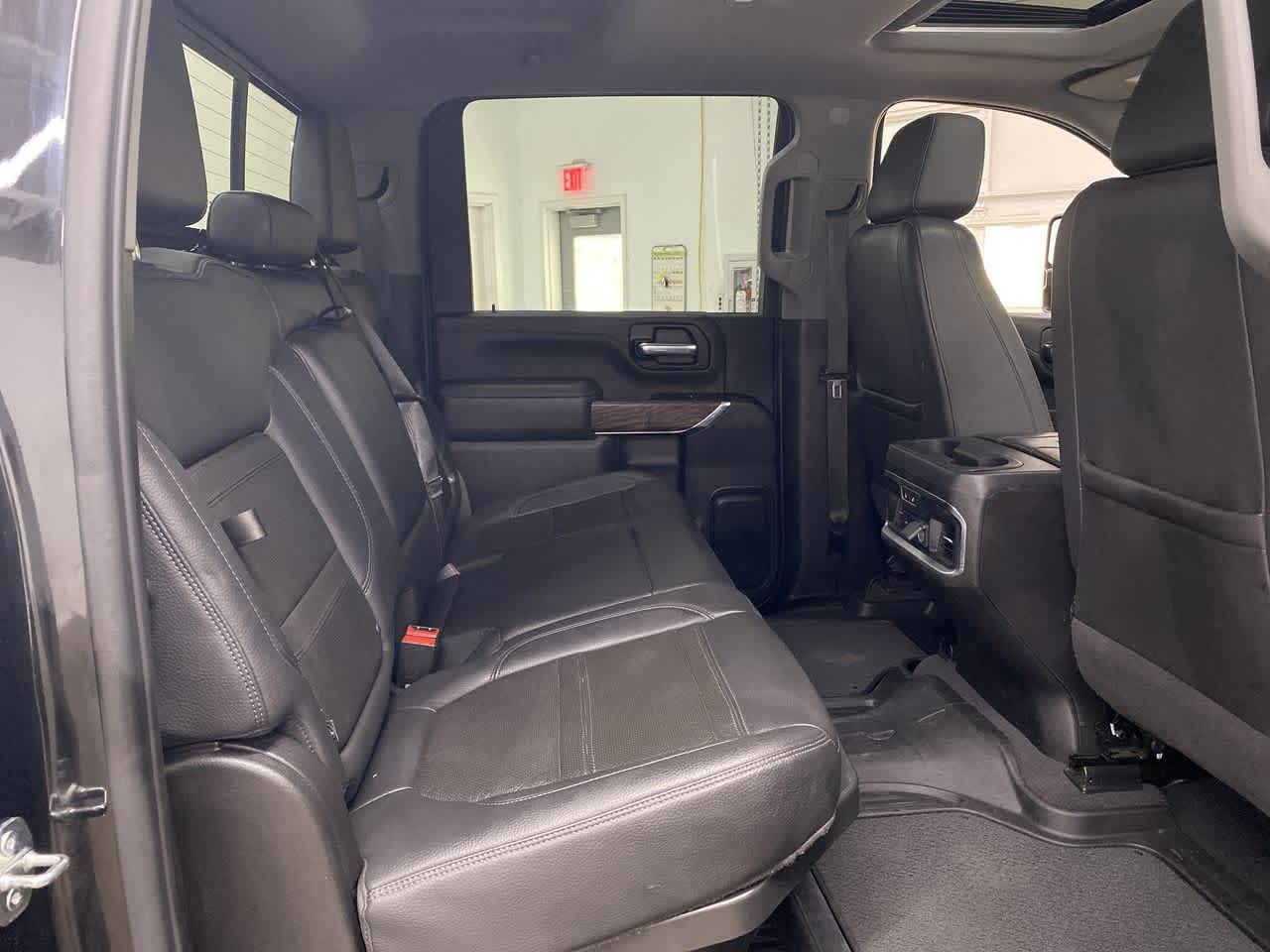 Thumbnail: 2021 GMC Sierra 3500 - 17