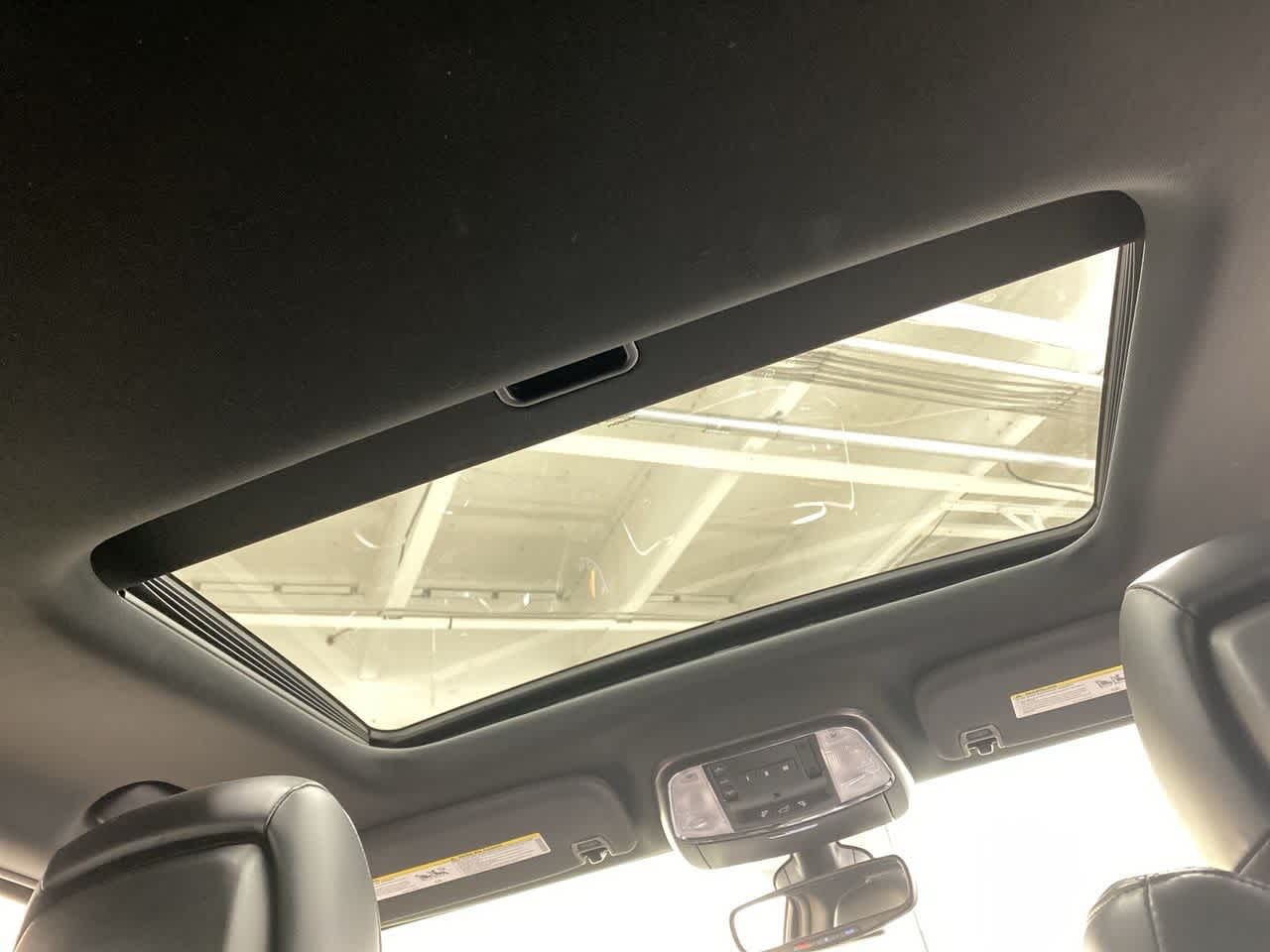 Thumbnail: 2020 Jeep Grand Cherokee - 19