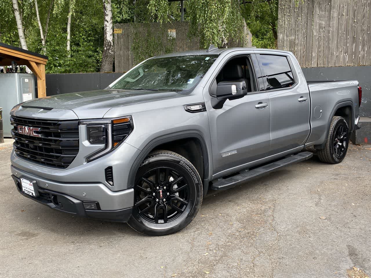 Thumbnail: 2025 GMC Sierra 1500 - 1