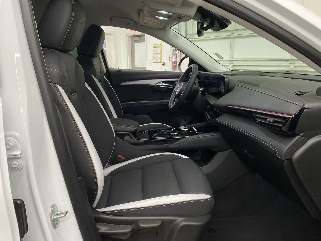 Thumbnail: 2025 Buick Envision - 19