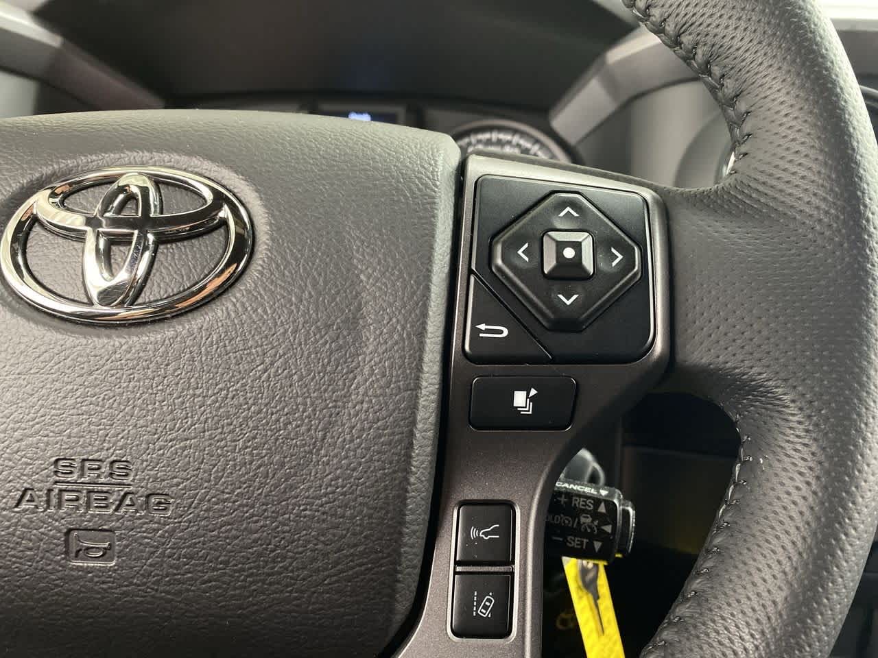 Thumbnail: 2020 Toyota Tacoma - 22