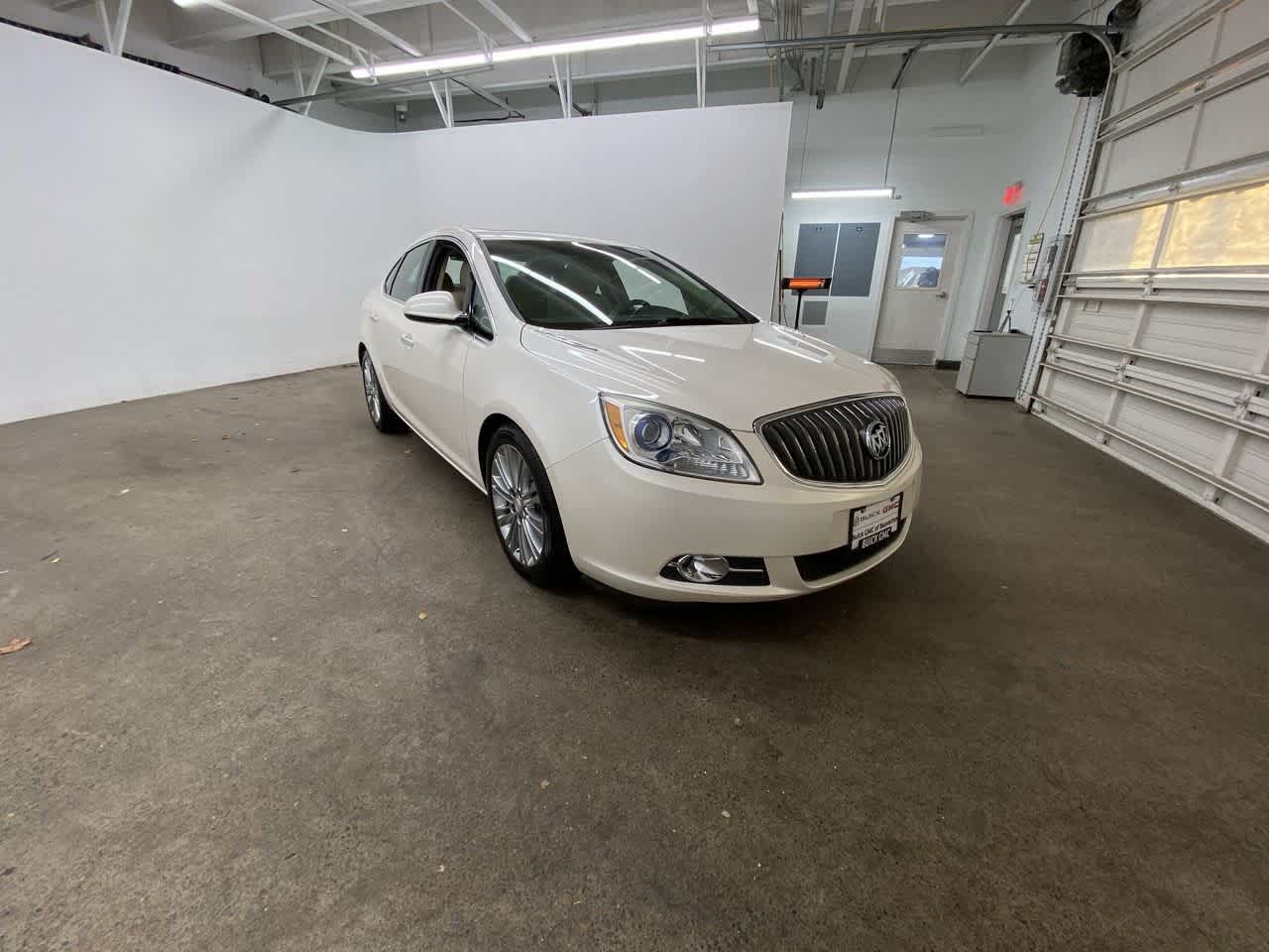 Thumbnail: 2012 Buick Verano - 8