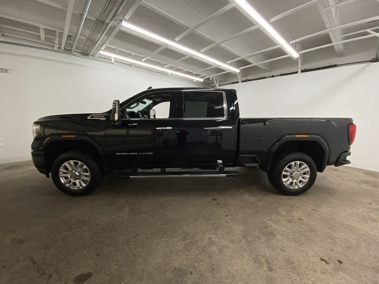 Thumbnail: 2023 GMC Sierra 3500 - 3