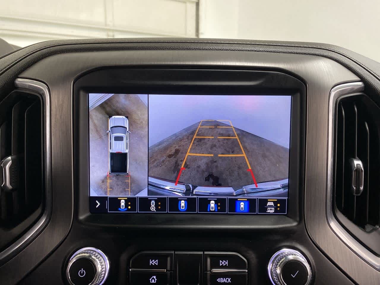 Thumbnail: 2021 GMC Sierra 1500 - 24