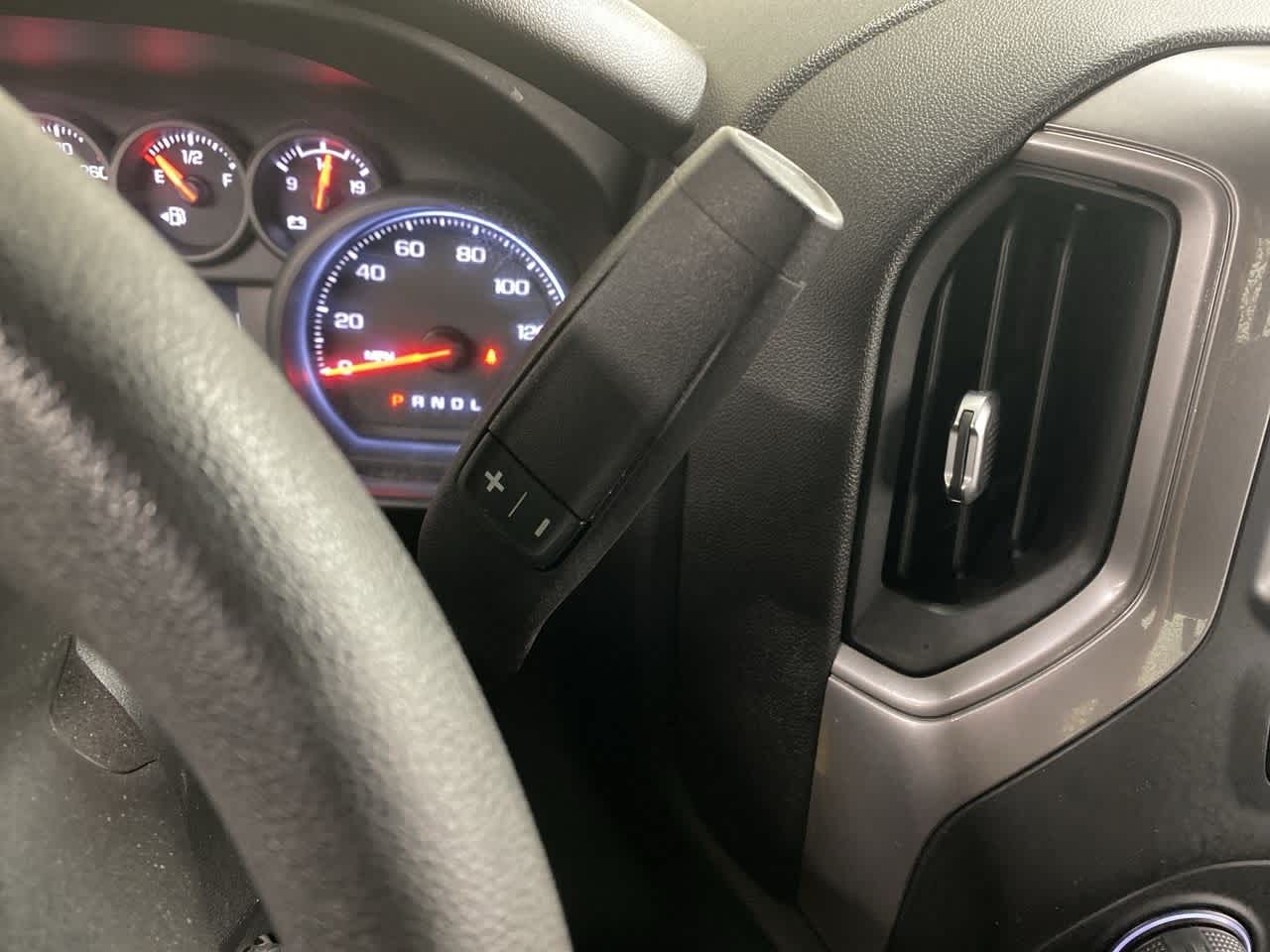 2021 Chevrolet Silverado 1500 Custom Trail Boss 24