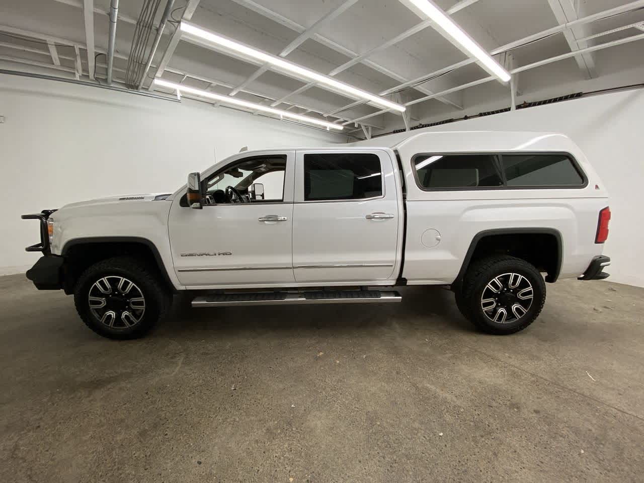 Thumbnail: 2019 GMC Sierra 3500 - 3
