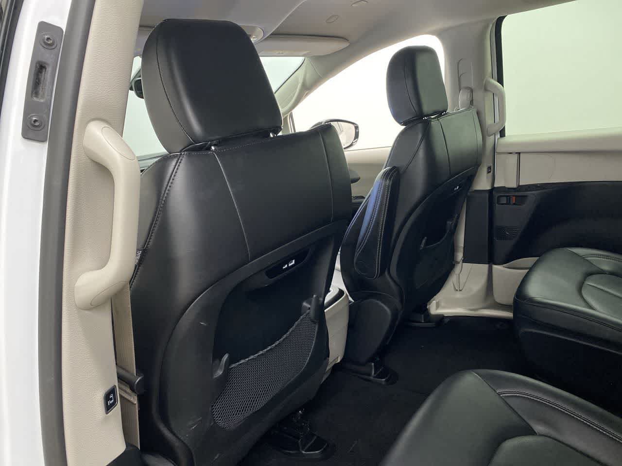 Thumbnail: 2024 Chrysler Pacifica - 16