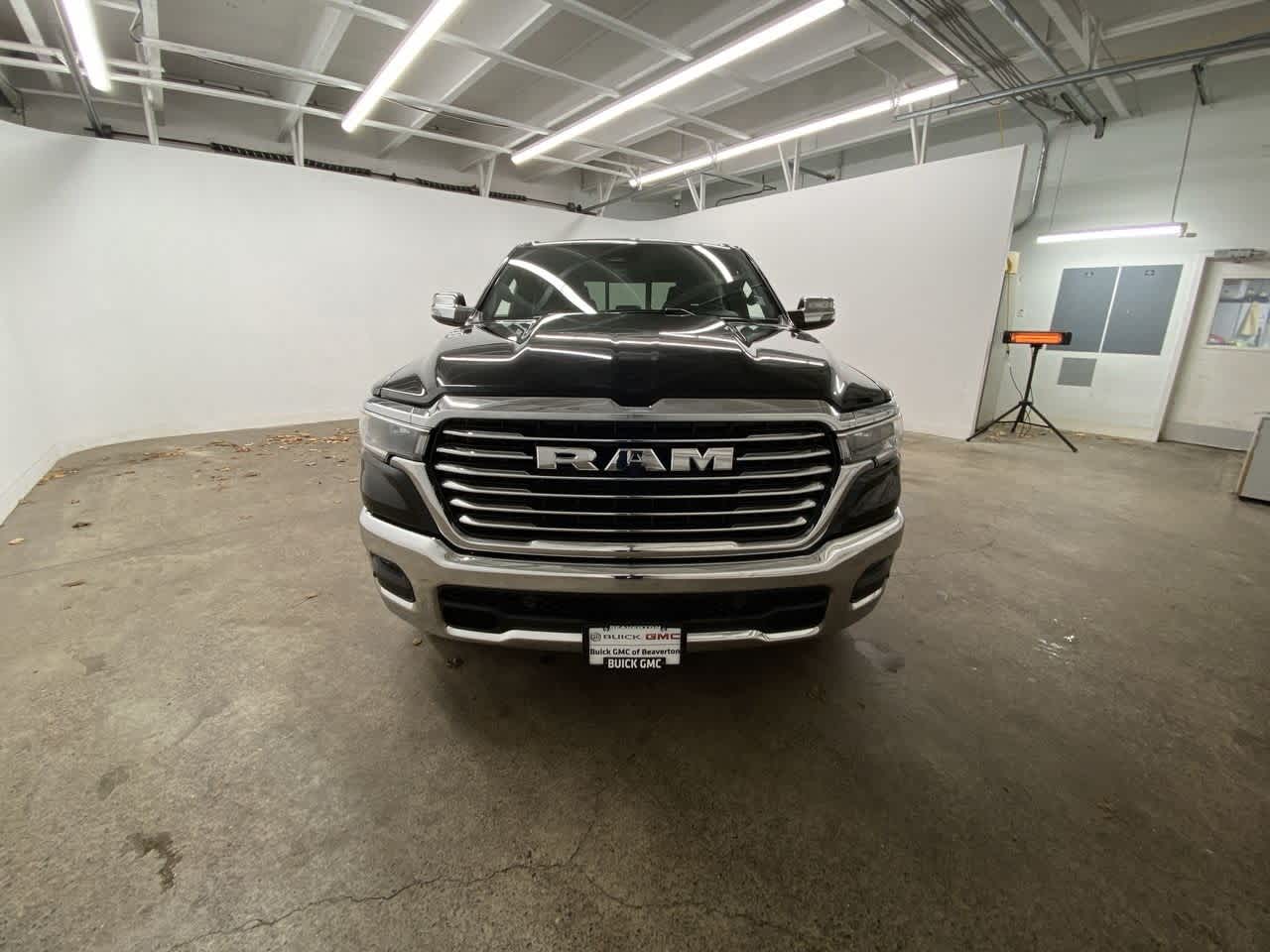 Thumbnail: 2025 RAM 1500 - 9
