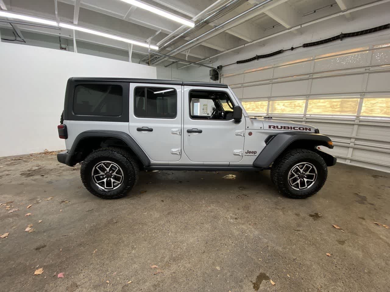 Thumbnail: 2024 Jeep Wrangler - 7