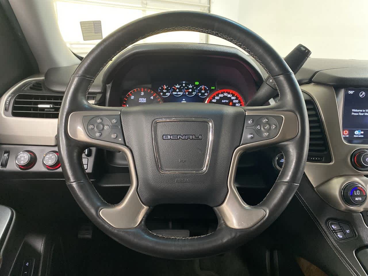 Thumbnail: 2016 GMC Yukon - 21
