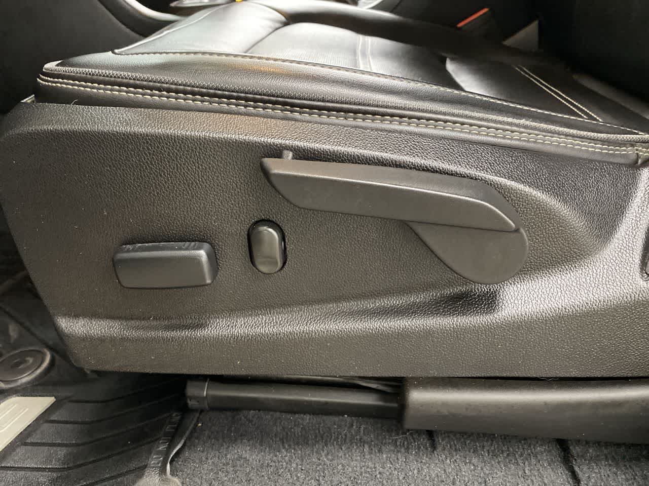 Thumbnail: 2019 GMC Canyon - 14