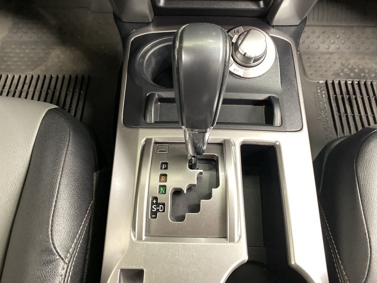 Thumbnail: 2018 Toyota 4Runner - 26