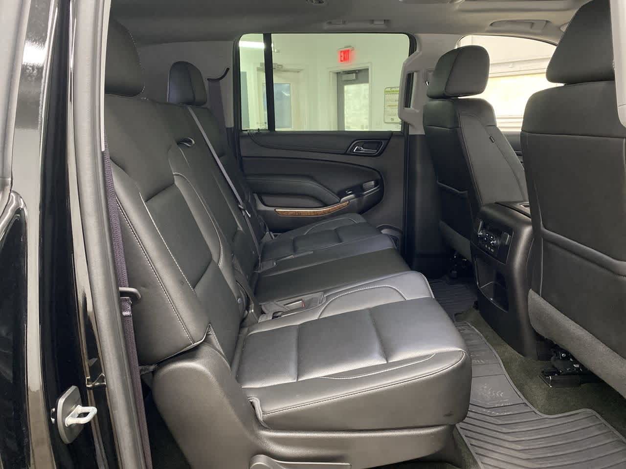 Thumbnail: 2017 Chevrolet Suburban - 17