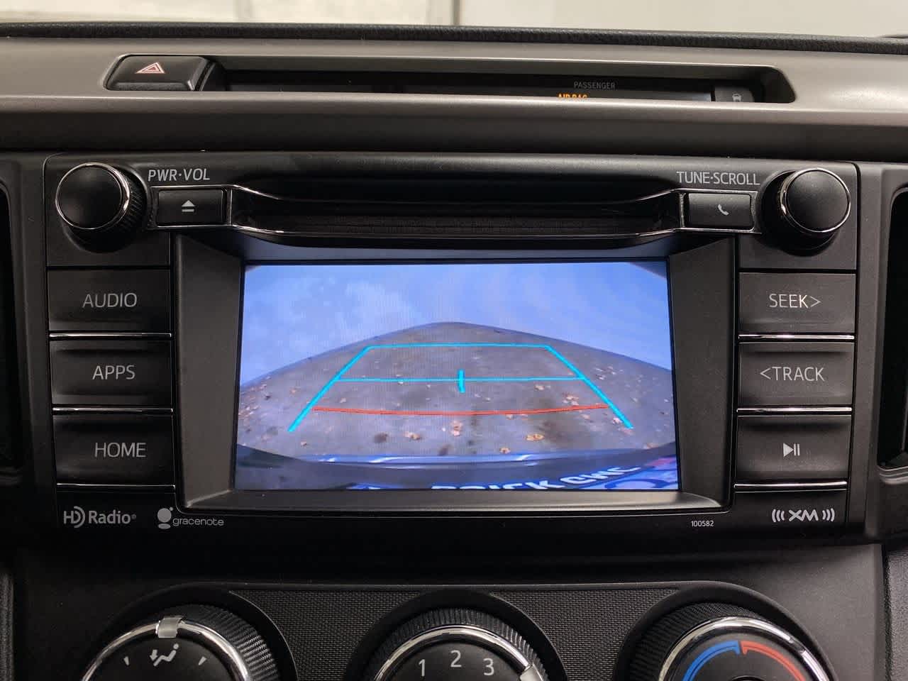 Thumbnail: 2016 Toyota RAV4 - 26