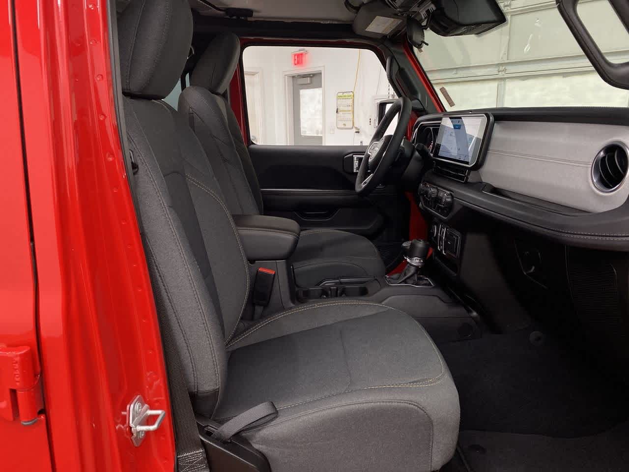 Thumbnail: 2025 Jeep Wrangler - 18