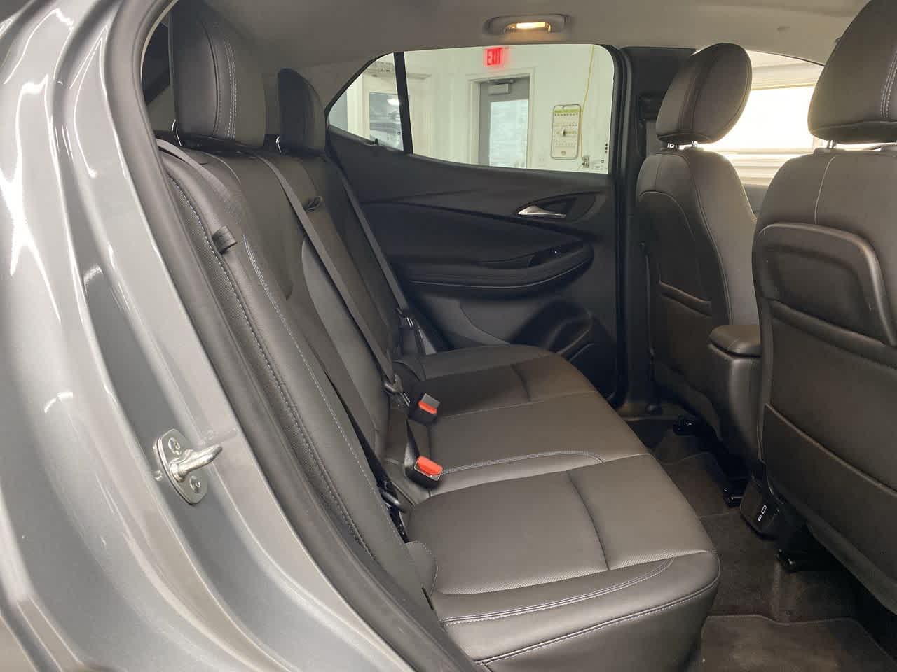 2025 Buick Encore GX Sport Touring 18