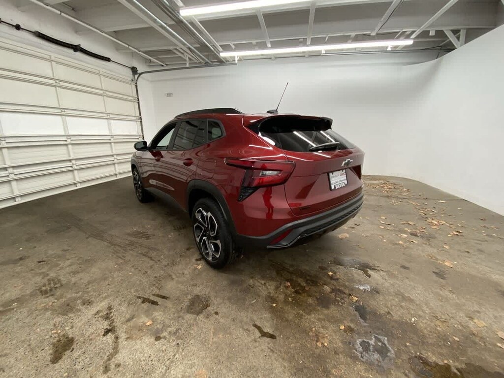 Used 2024 Chevrolet Trax 2RS SUV