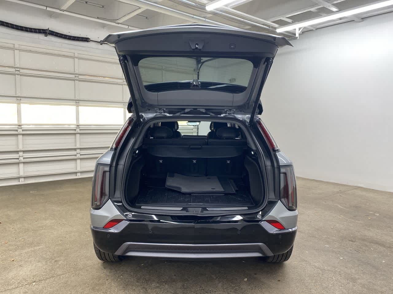 Thumbnail: 2025 Cadillac Optiq - 29