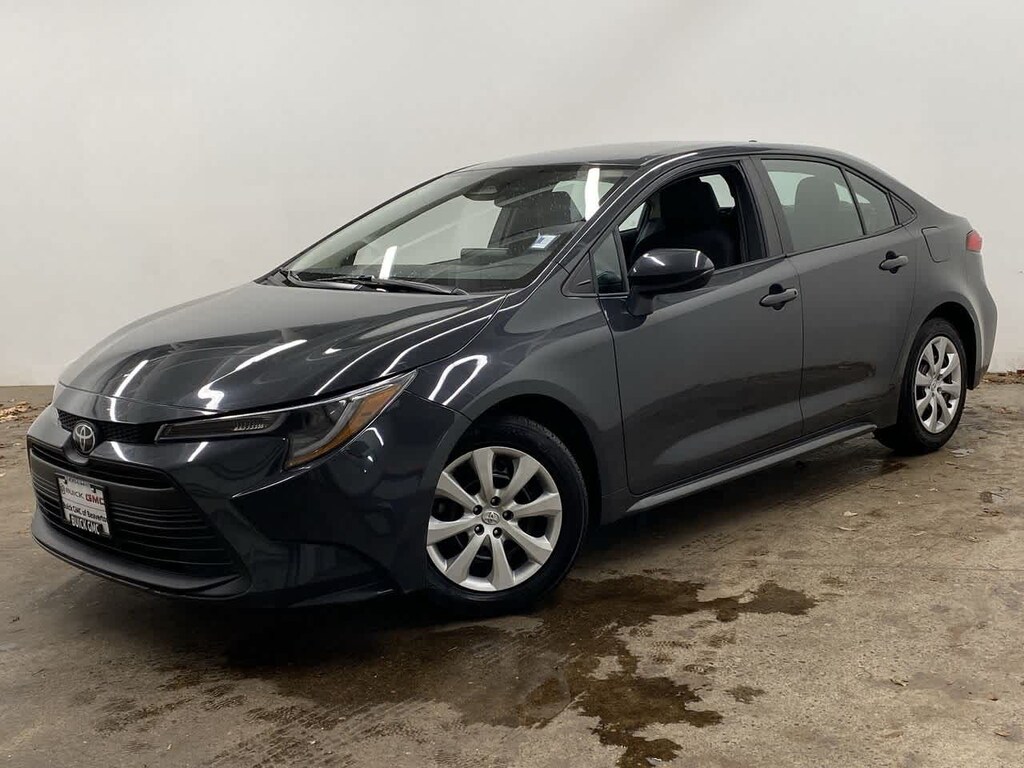 Used 2023 Toyota Corolla LE Sedan