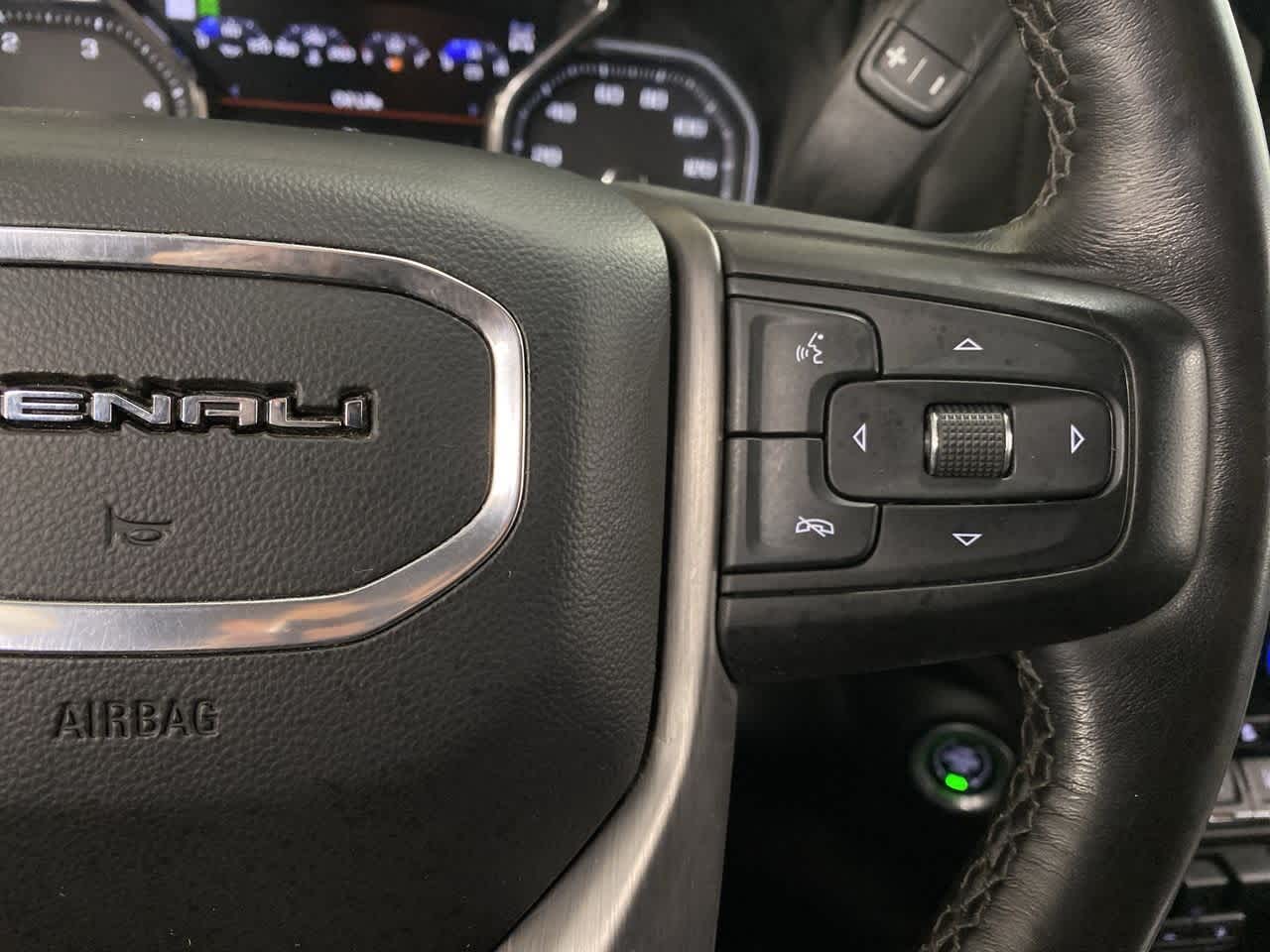 Thumbnail: 2023 GMC Sierra 3500 - 21