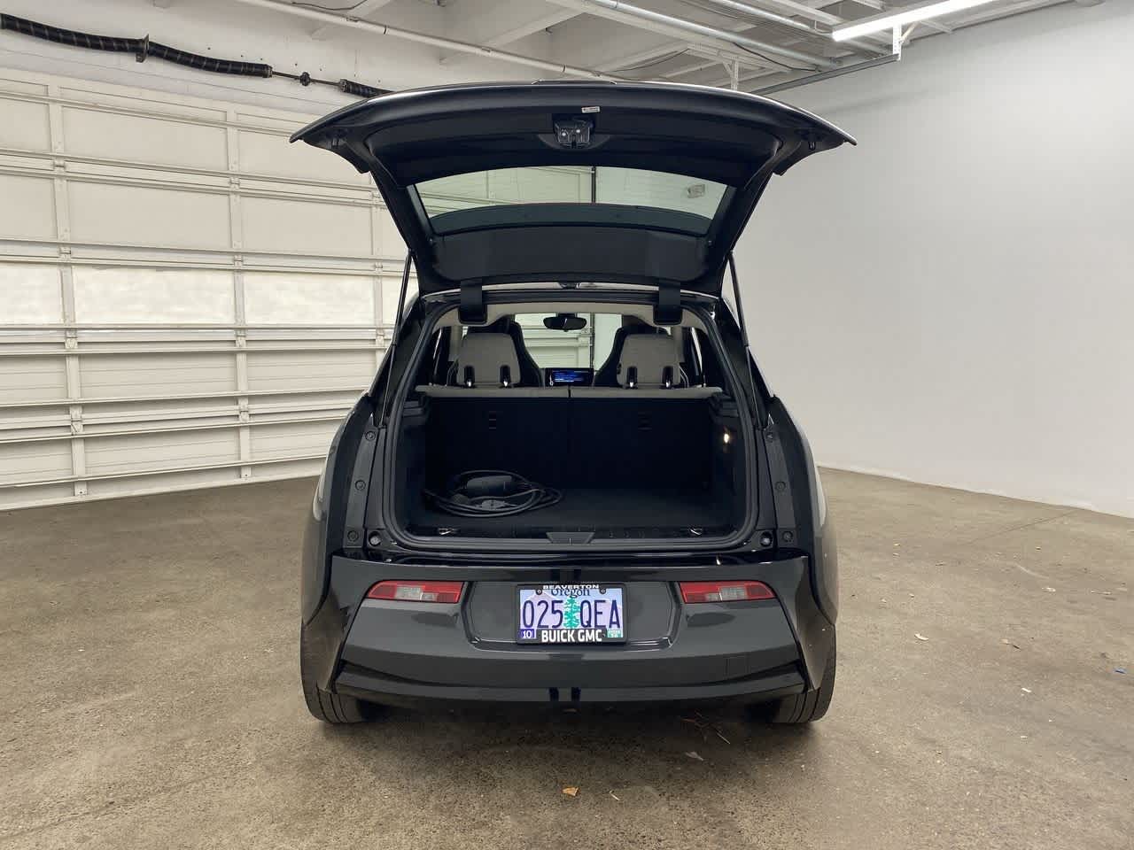 Thumbnail: 2015 BMW i3 - 29