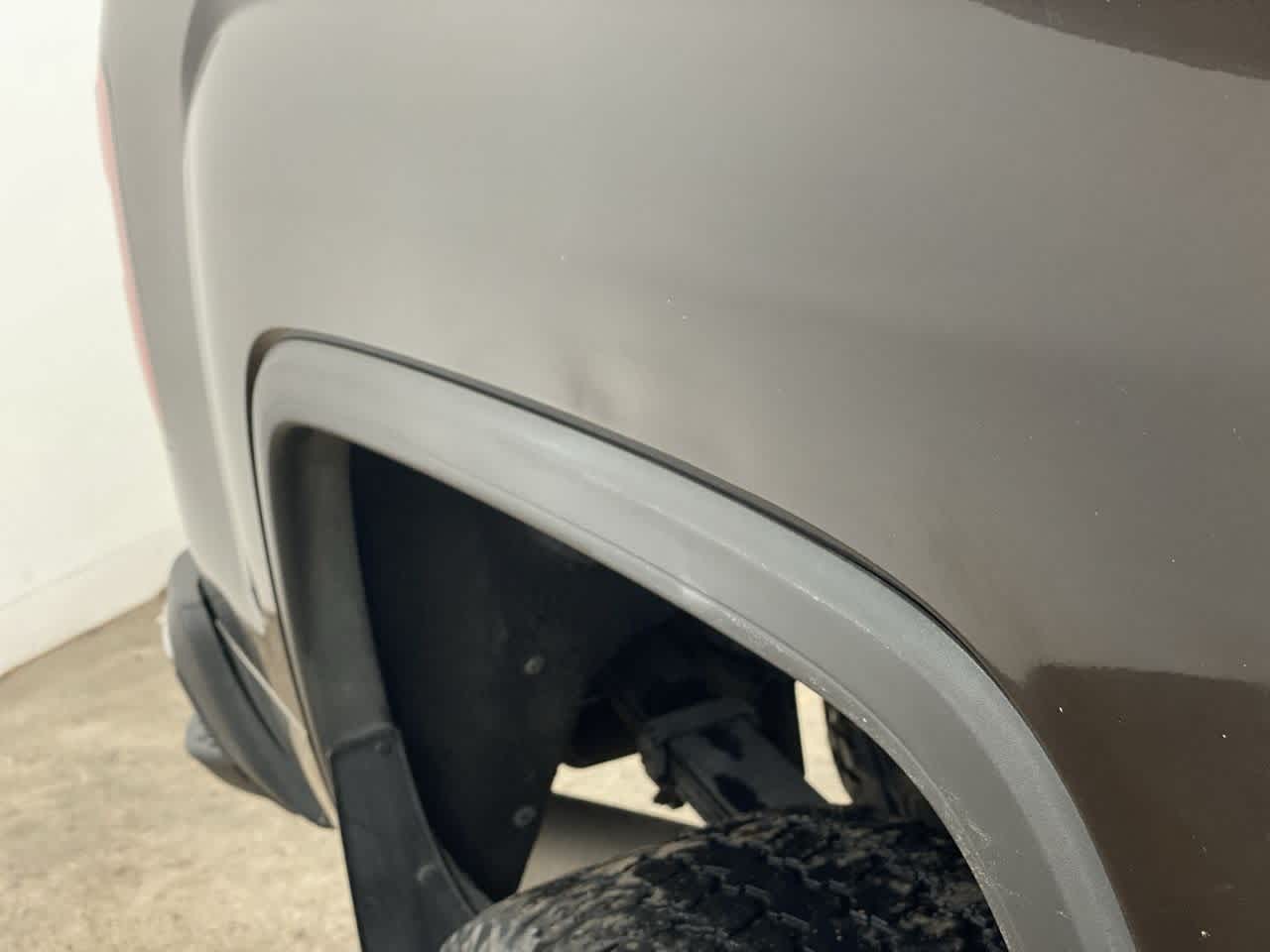 Thumbnail: 2018 GMC Sierra 2500 - 32