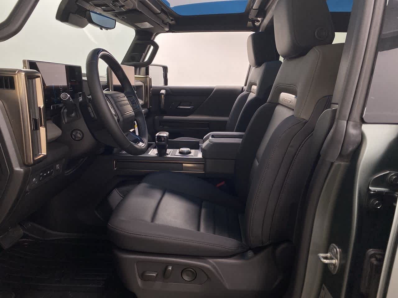 Thumbnail: 2024 GMC Hummer EV - 13