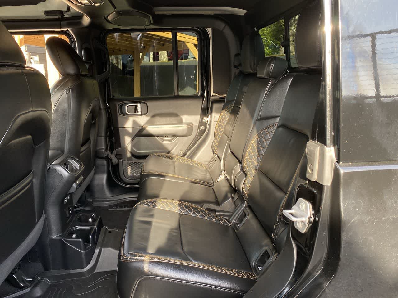 Thumbnail: 2021 Jeep Gladiator - 16