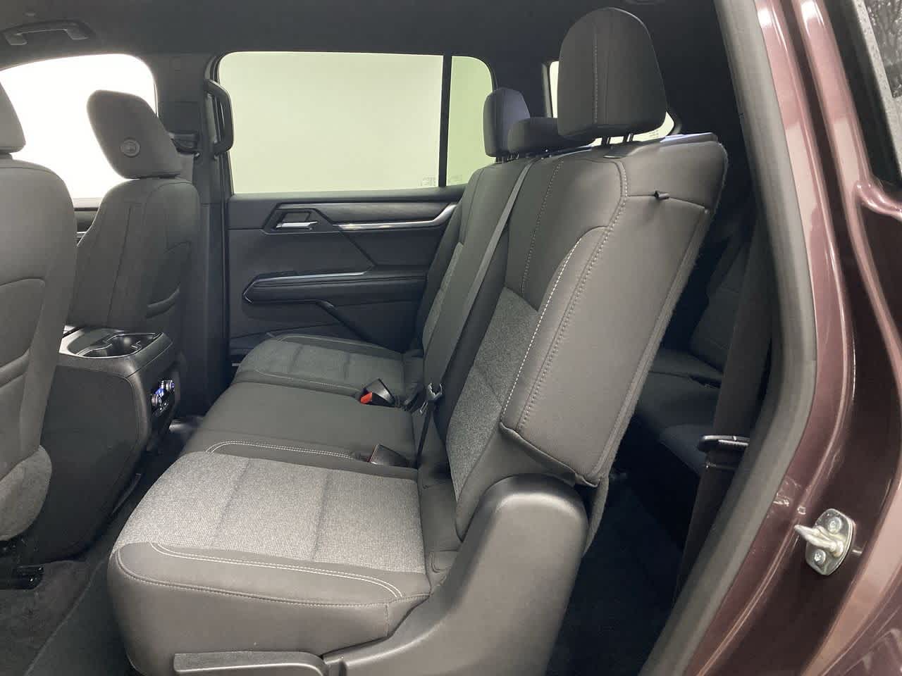 Thumbnail: 2025 GMC Acadia - 16