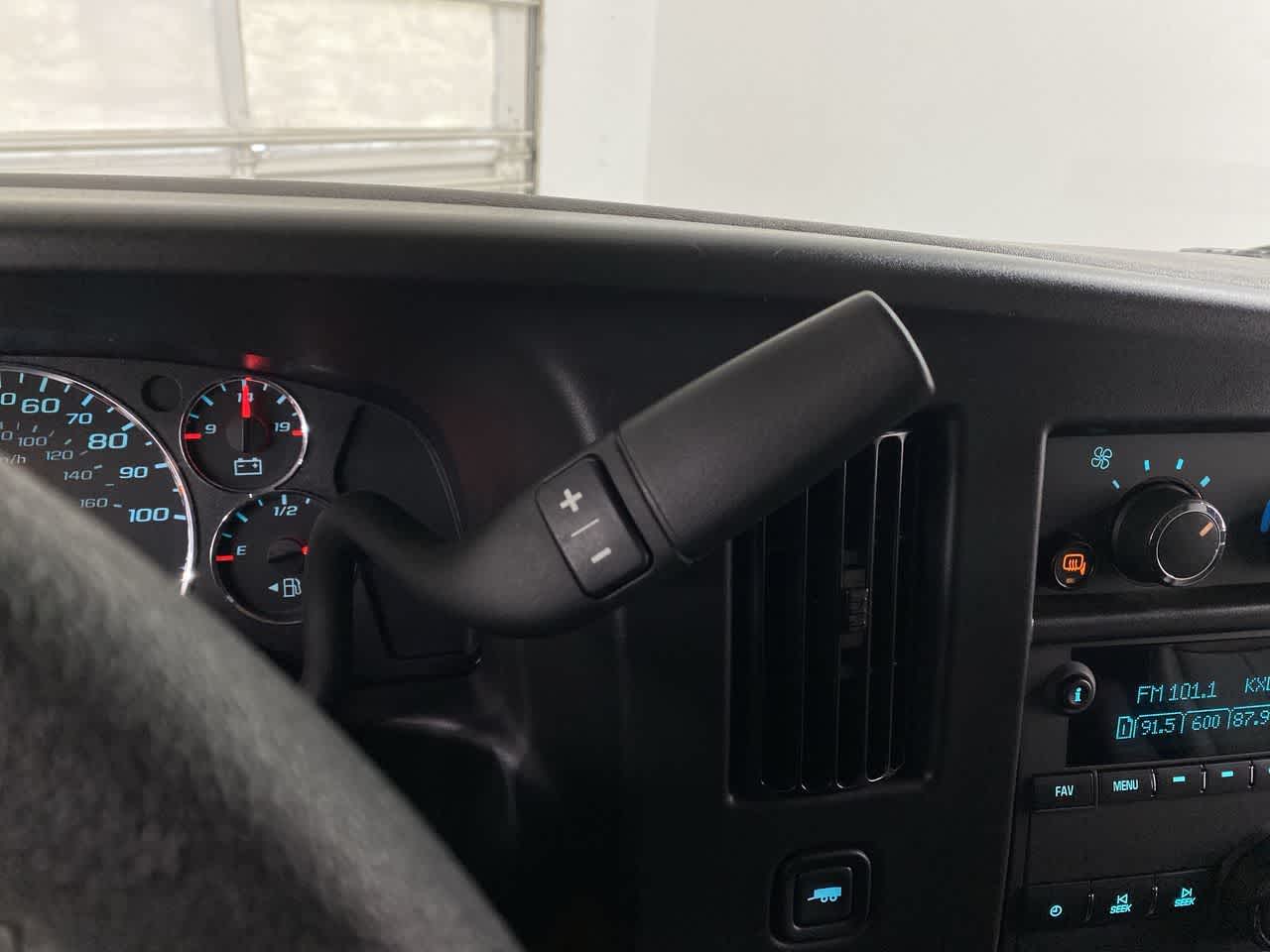 Thumbnail: 2025 Chevrolet Express - 23