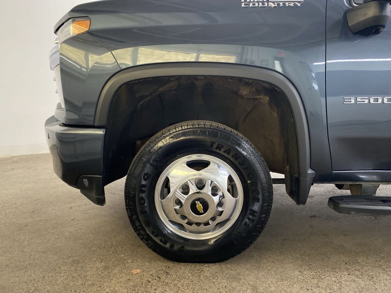 Thumbnail: 2020 Chevrolet Silverado 3500 - 12