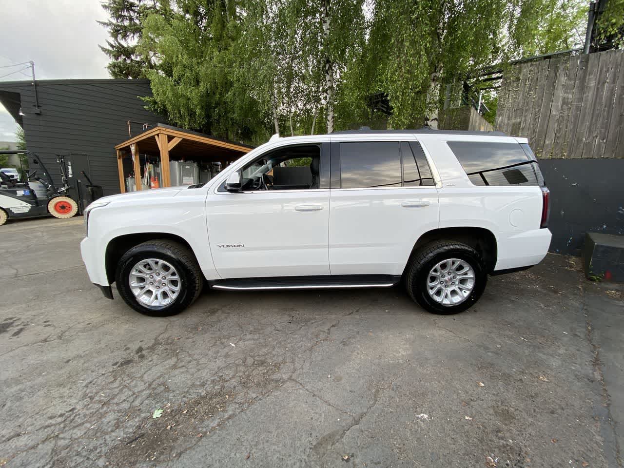 Thumbnail: 2019 GMC Yukon - 3