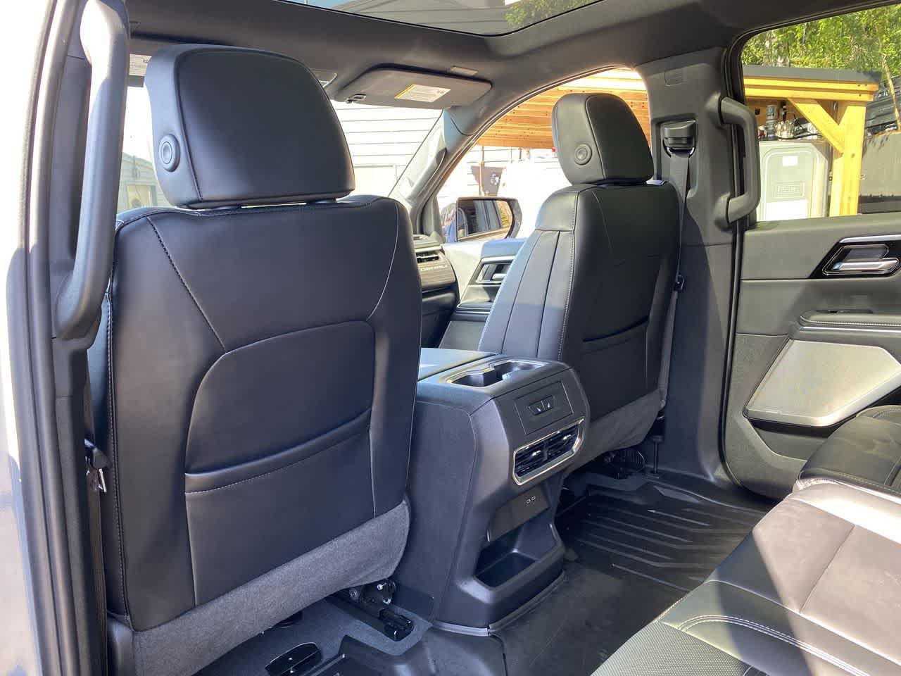 Thumbnail: 2025 GMC Sierra EV - 15