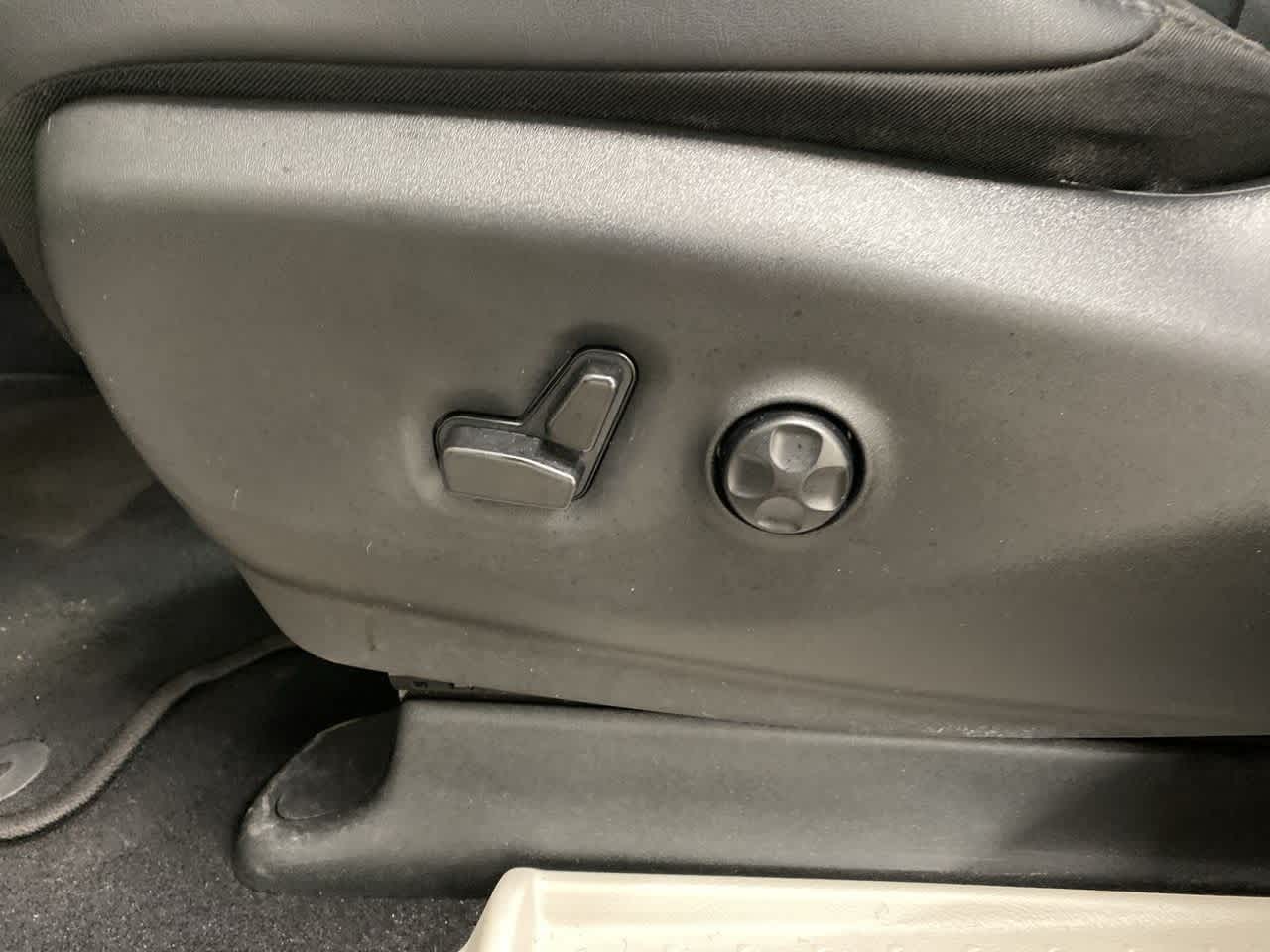 Thumbnail: 2024 Chrysler Pacifica - 14