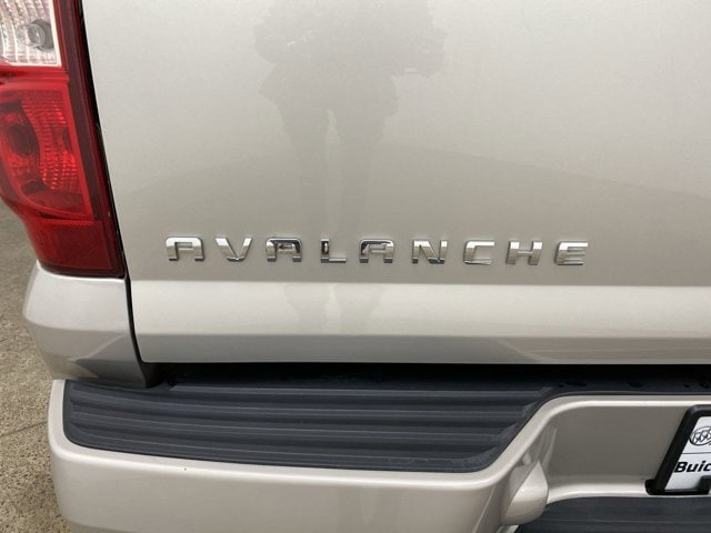 Thumbnail: 2009 Chevrolet Avalanche 1500 - 12
