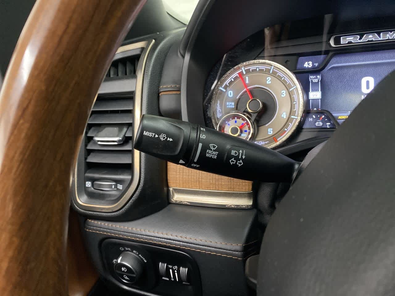 Thumbnail: 2021 RAM 1500 - 23